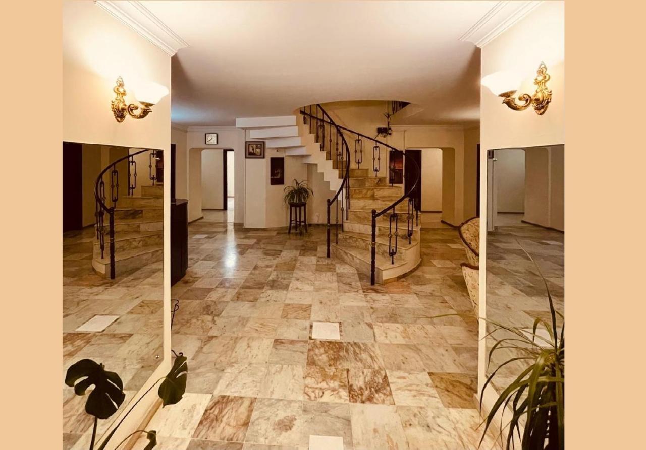Hotel Grand Tbilisi Zewnętrze zdjęcie